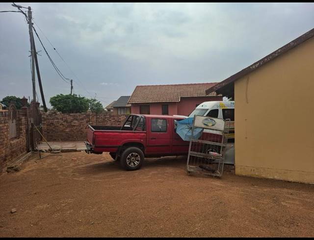 2 BEDROOM HOUSE FOR SALE IN SOSHANGUVE GG